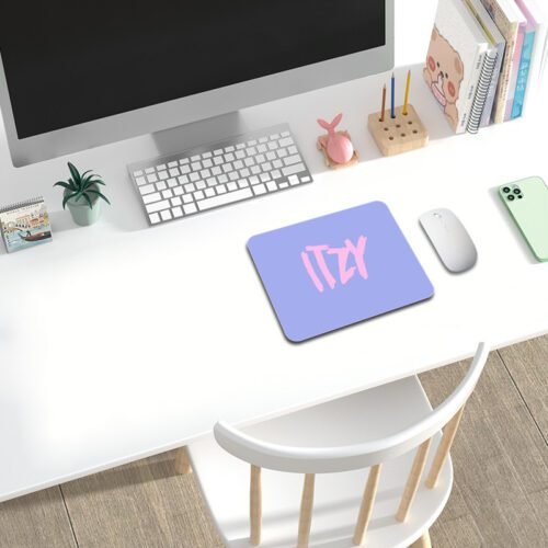 Itzy Mouse Pad