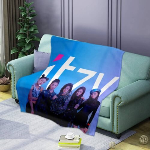Itzy Blankets